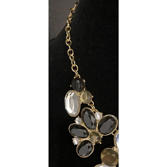 Kate Spade ♠️ Rhinestone statement necklace - Picture 3 of 8